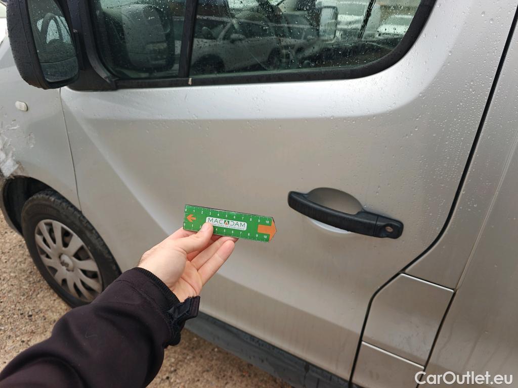  Opel  Vivaro OPEL  VU 4p 2G combi 1.6 CDTI S/S 70kW (95CV) L1 2.7t Combi-9 #22