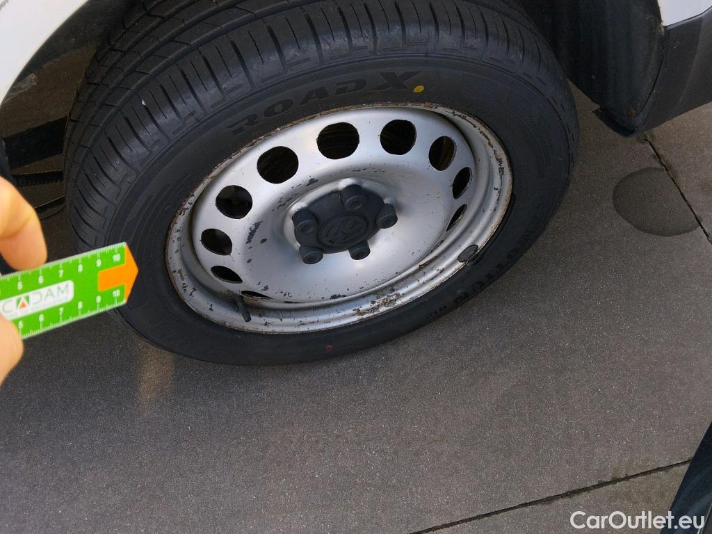  Volkswagen  Caddy VOLKSWAGEN  / 2015 / 4P / combi Profesion Maxi Kombi 2.0 TDI 90kW 4Mot #40