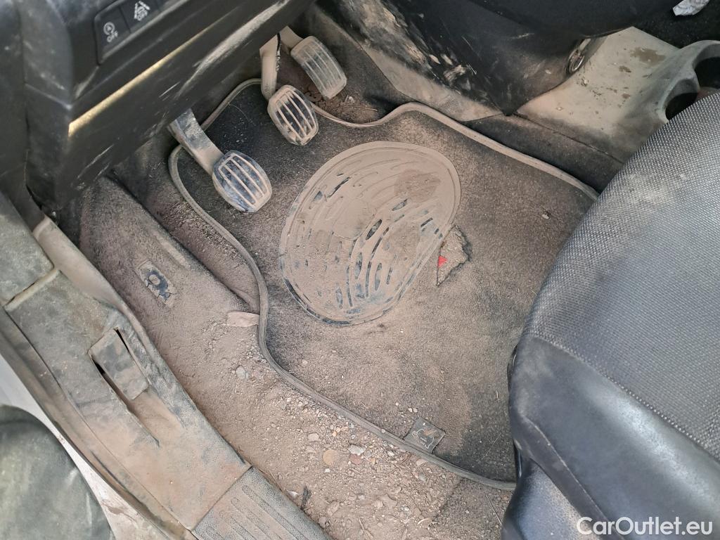  Peugeot  RIFTER PEUGEOT  / 2018 / 4P / combi Active Standard BlueHDi 73kW (IND) #18