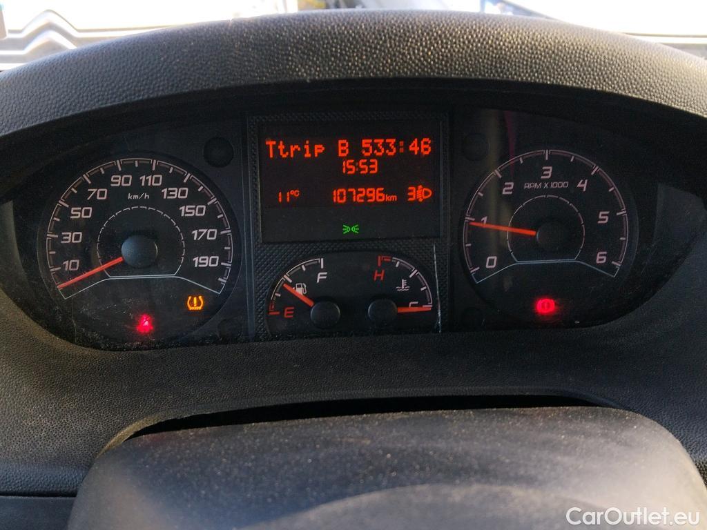  Peugeot  Boxer PEUGEOT  / 2014 / 4P / combi Combi 5/9 Pl 330 L1H1 BlueHDi 88KW (120) #25