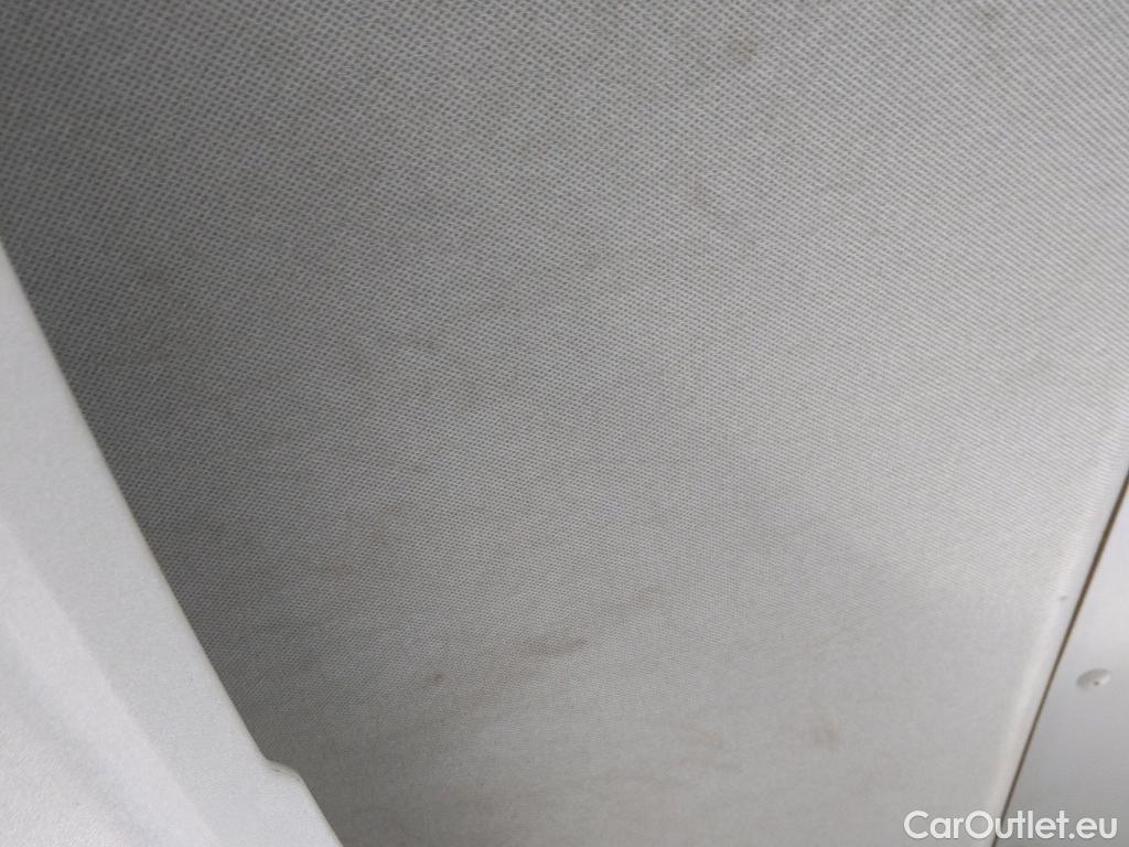  Volkswagen  Caddy VOLKSWAGEN  / 2015 / 4P / combi Profesion Maxi Kombi 2.0 TDI 90kW 4Mot #24