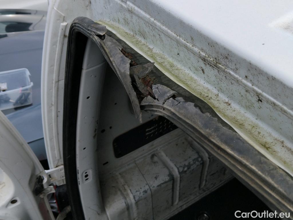  Volkswagen  Caddy VOLKSWAGEN  / 2015 / 4P / combi Profesion Maxi Kombi 2.0 TDI 90kW 4Mot #11