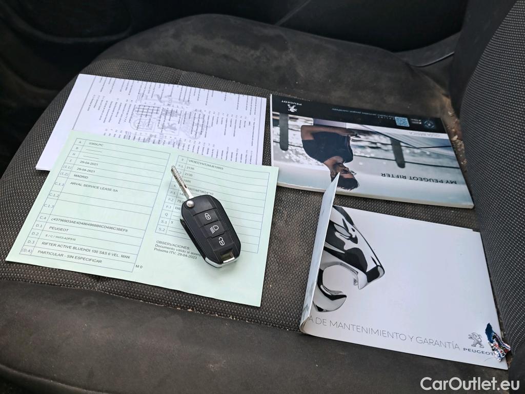  Peugeot  RIFTER PEUGEOT  / 2018 / 4P / combi Active Standard BlueHDi 73kW (IND) #4