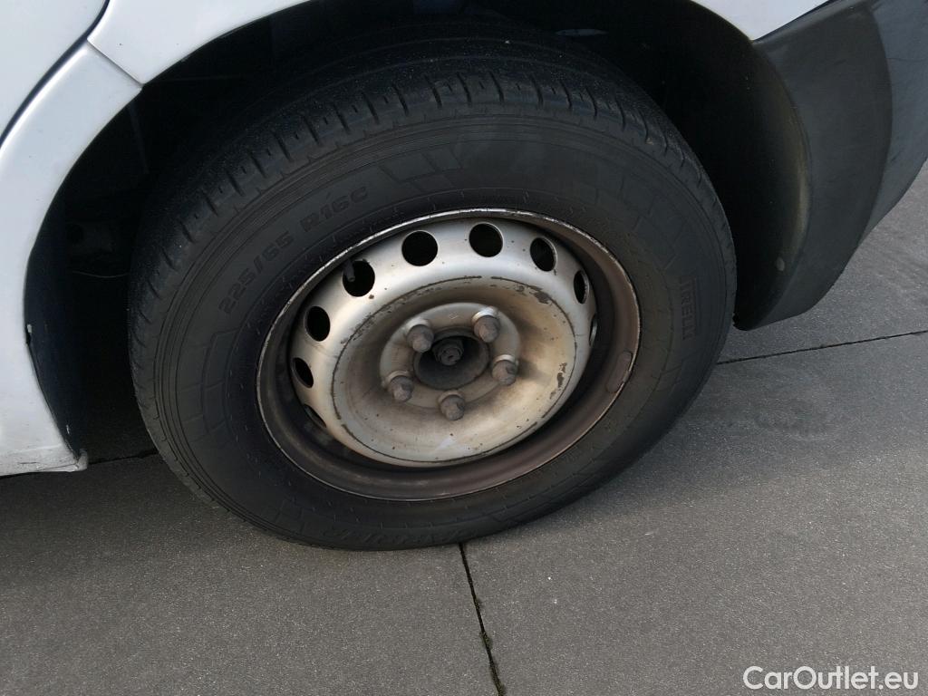  Opel  Movano OPEL  / 2010 / 4P / furgón 2.3 CDTI 96kW (130CV) L3 H2 F 3.5t #67