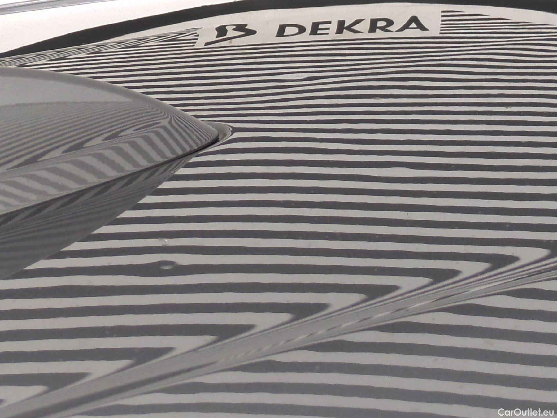  Bmw  Serie 1 1 Berline 116 d Business Design 1.5 115CV BVA7 E6d #23