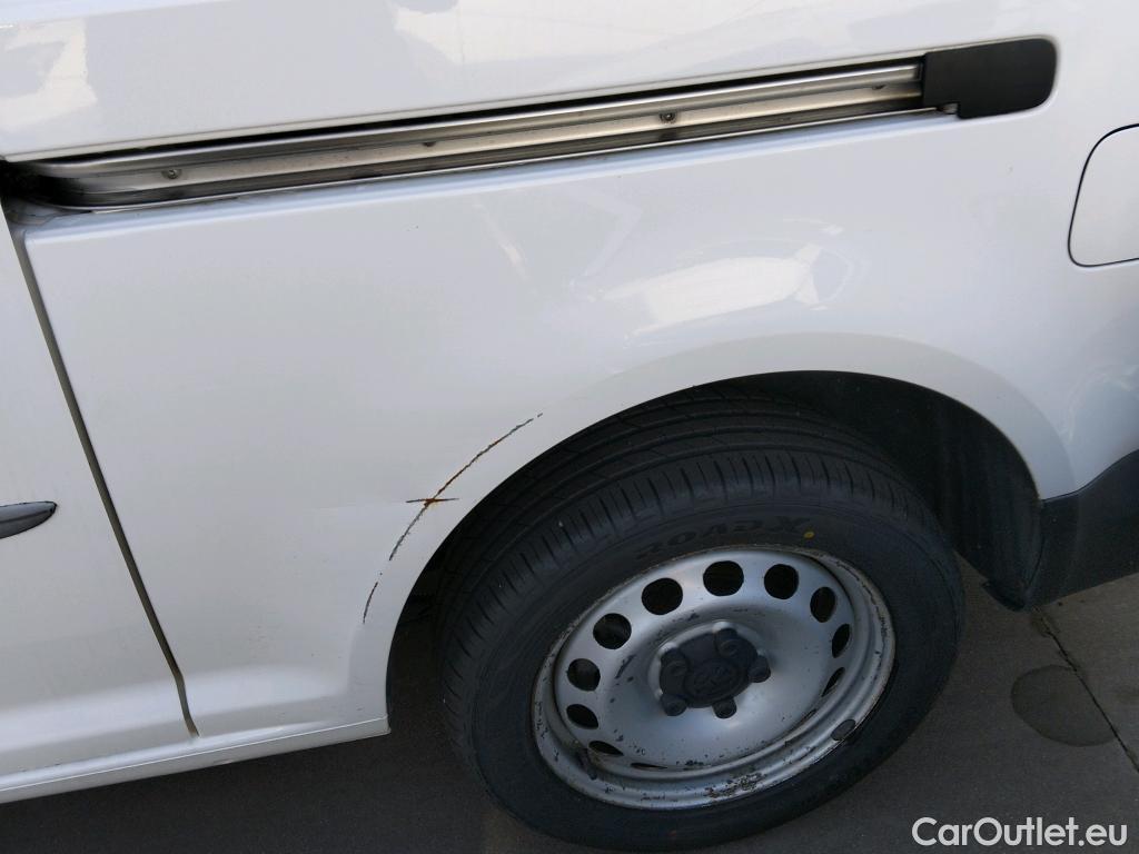  Volkswagen  Caddy VOLKSWAGEN  / 2015 / 4P / combi Profesion Maxi Kombi 2.0 TDI 90kW 4Mot #17