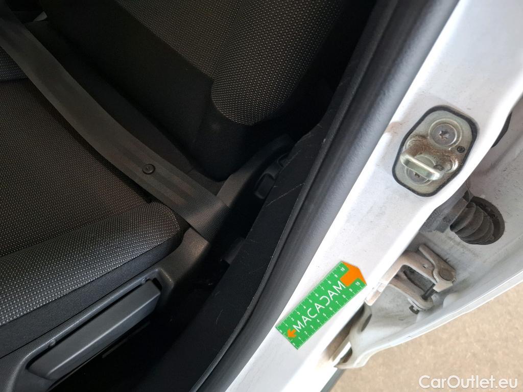  Citroen  C3  Société Feel 1.5 BlueHDI 100CV BVM6 E6dT #9