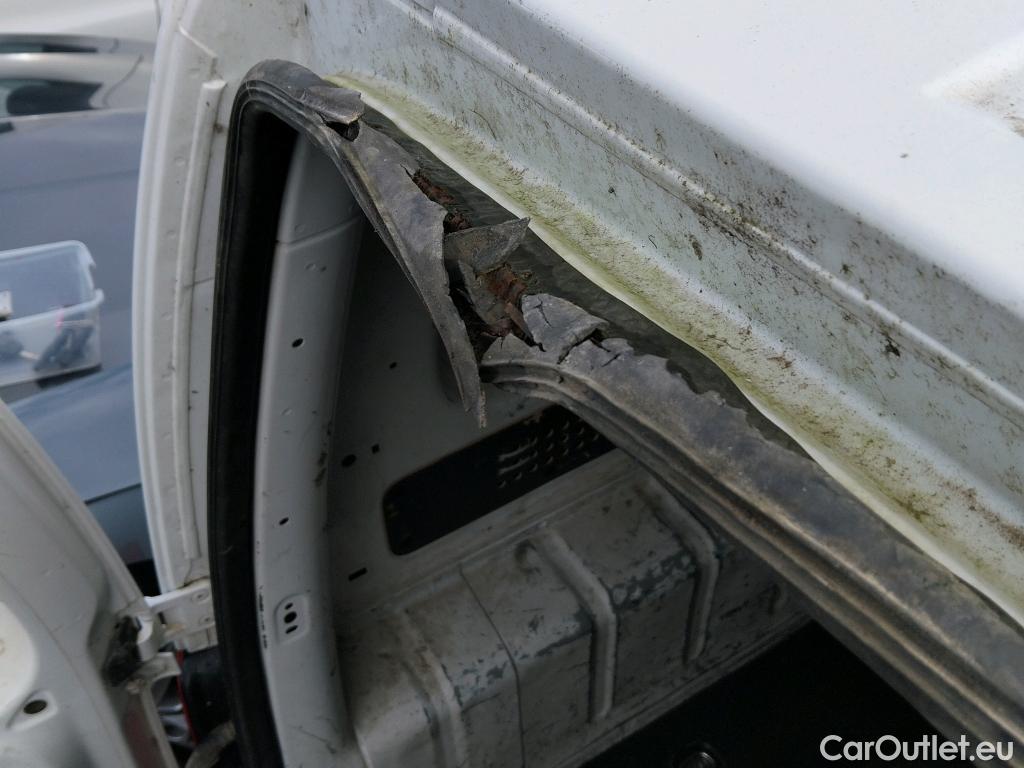  Volkswagen  Caddy VOLKSWAGEN  / 2015 / 4P / combi Profesion Maxi Kombi 2.0 TDI 90kW 4Mot #12