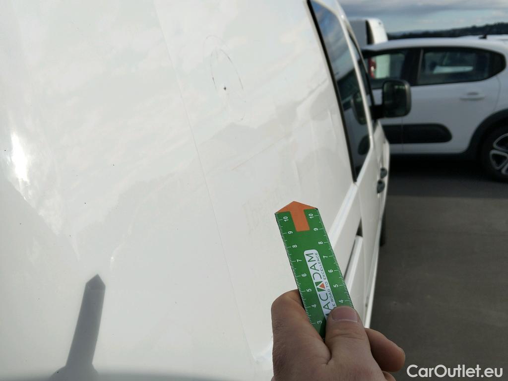  Volkswagen  Caddy VOLKSWAGEN  / 2015 / 4P / combi Profesion Maxi Kombi 2.0 TDI 90kW 4Mot #36