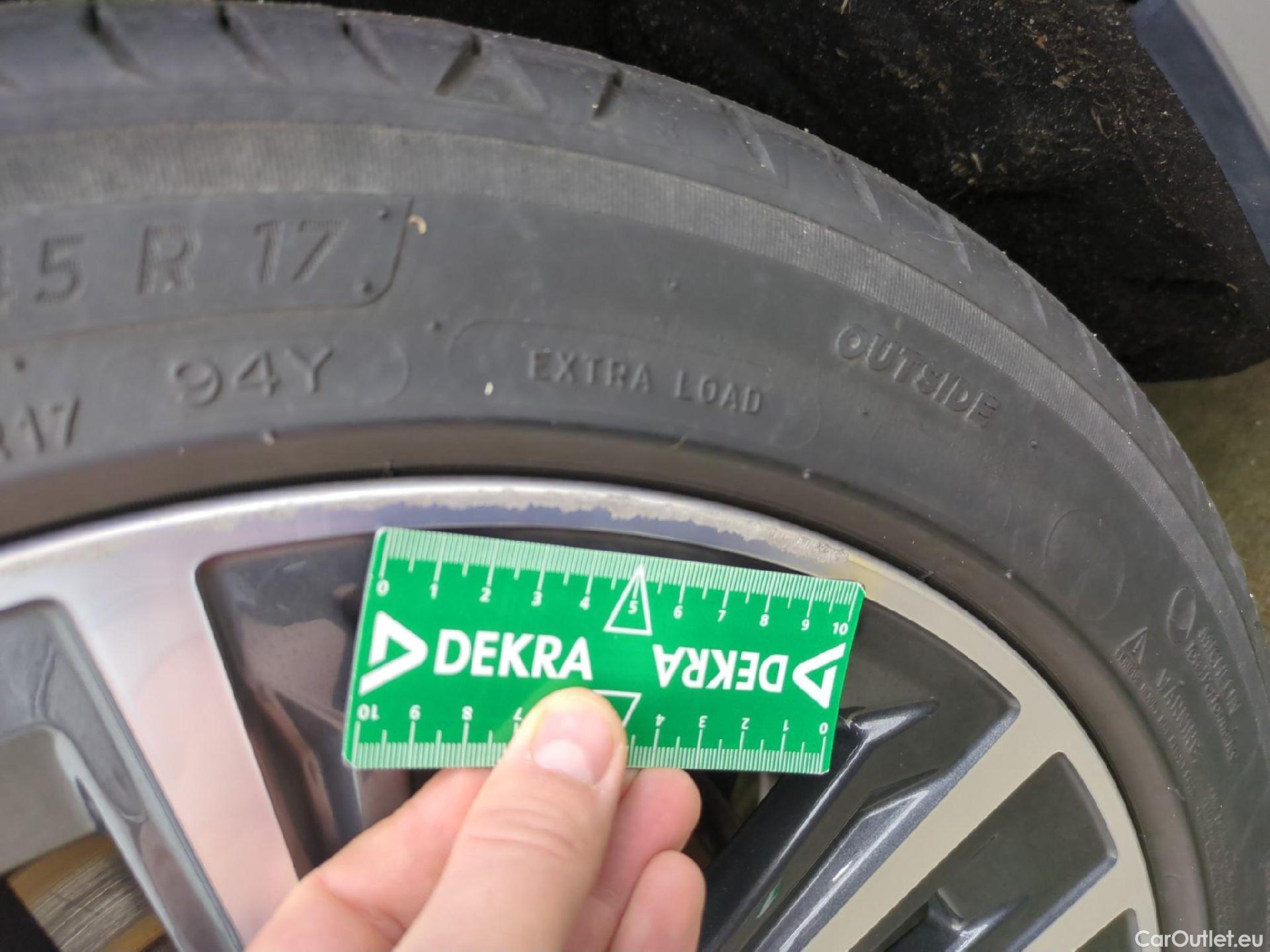  Bmw  Serie 1 1 Berline 116 d Business Design 1.5 115CV BVA7 E6d #18