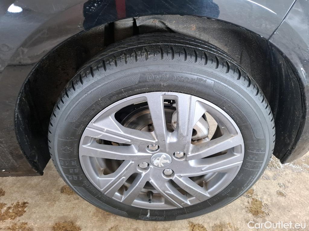  Peugeot  208  Active Business 1.5 HDi 100CV BVM6 E6d #33