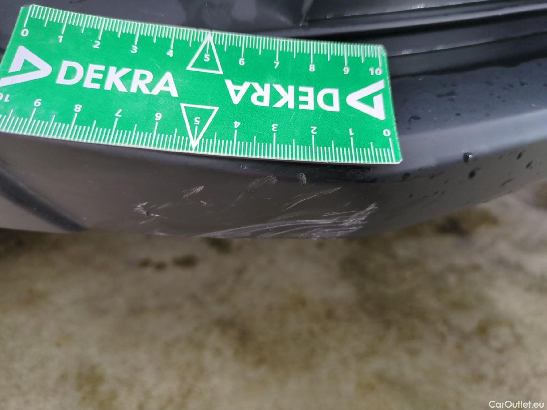  Toyota  Yaris Cross TOYOTA  Hybride / 2021 / 5P / SUV 1.5 HYBRID 116H DYNAMIC AUTO #8