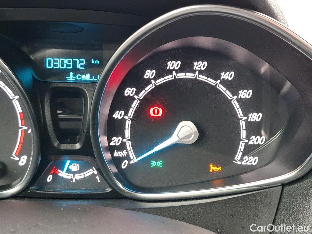  Ford  Tourneo  Courier Titanium 1.0 #19