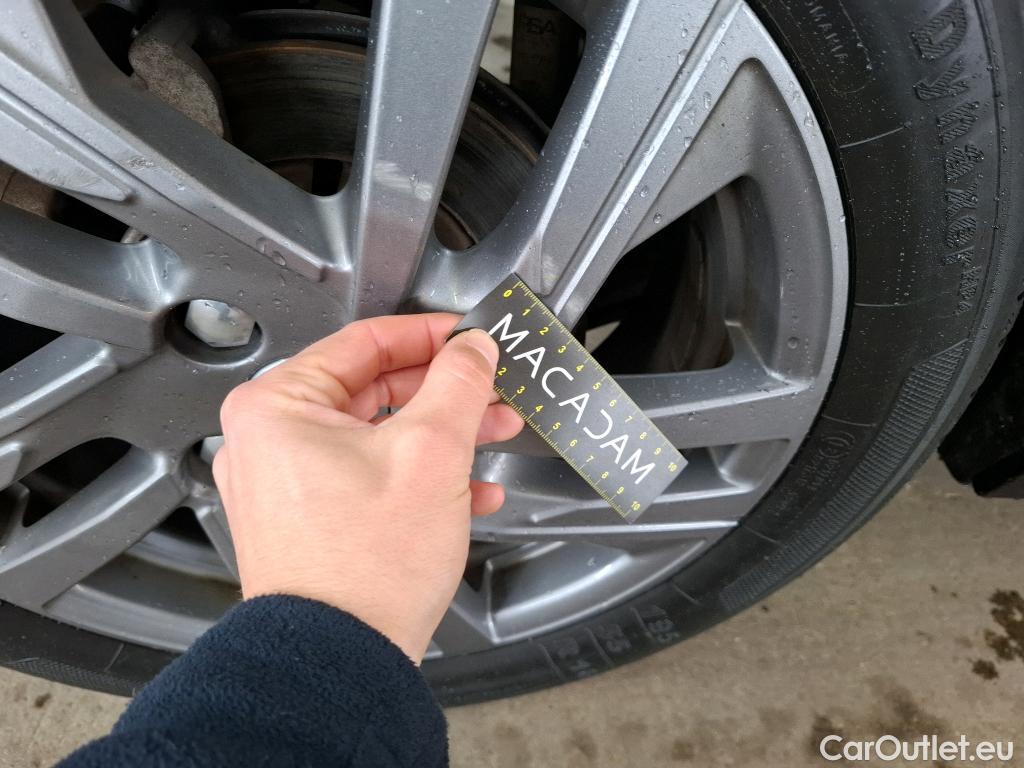  Peugeot  208  Active Business 1.5 HDi 100CV BVM6 E6d #40