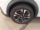  Peugeot  2008 PEUGEOT  / 2019 / 5P / CROSSOVER BLUEHDI 130 EAT8 ALLURE S/S AUT. #17