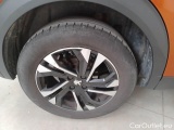  Peugeot  2008 PEUGEOT  / 2019 / 5P / Crossover PureTech 130 EAT8 Allure S/S aut. #18