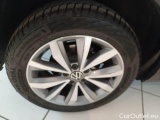  Volkswagen  T-ROC VOLKSWAGEN  / 2017 / 5P / SUV 1.0 TSI STYLE #78