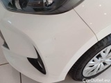  Toyota  Yaris TOYOTA  / 2020 / 5P / BERLINA HYBRID BUSINESS MY21 #58
