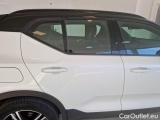  Volvo  XC 40 VOLVO XC40 / 2017 / 5P / SUV T5 PLUG-IN HYBRID RECHARGE R-DESIGN #42