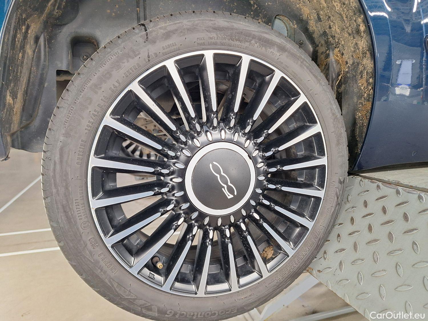  Fiat  500 Fiat, C '15, Fiat C 1.0 Hybrid 70 Launch Edition 2d #4