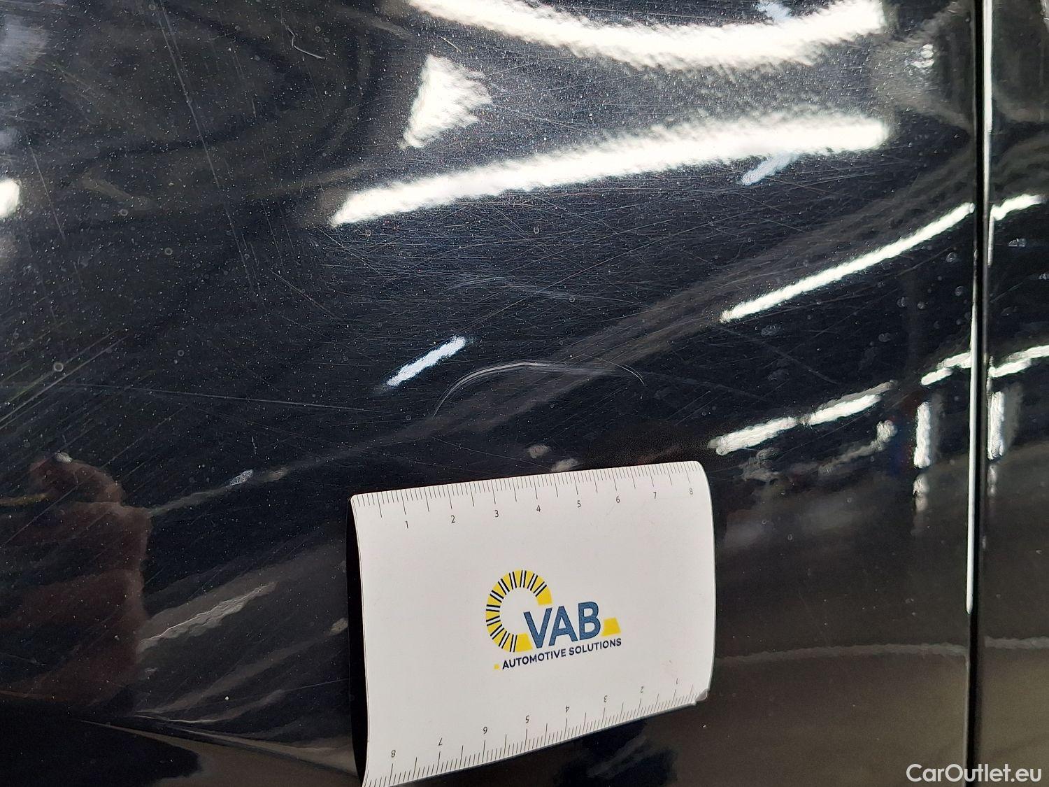  Peugeot  208 Peugeot,  '11, Peugeot  1.2 PureTech ?6.2 61kW S/S Signature 5 #95