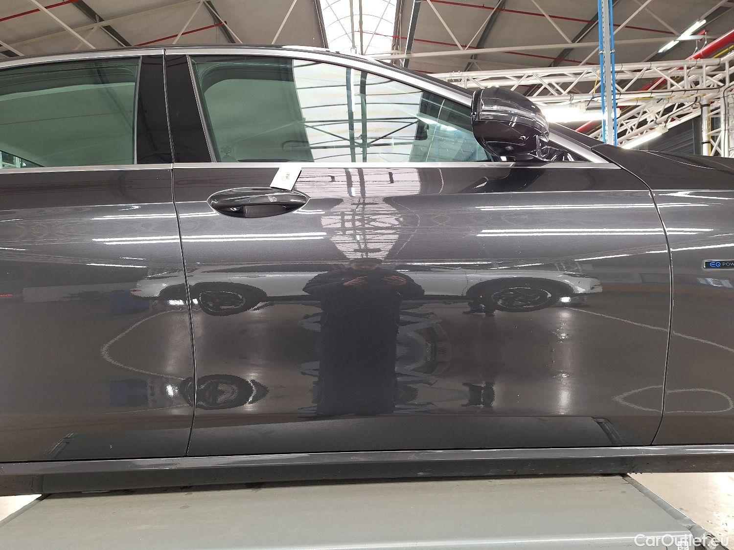  Mercedes  E-Klasse Mercedes, E-Class FL'20 PHEV, Mercedes-Benz  Berline E 300 de 4MATIC Bus #21