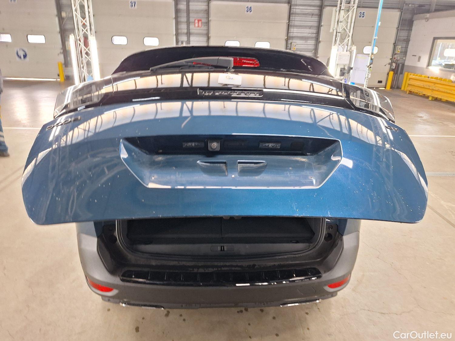  Peugeot  5008 Peugeot,  FL'20, Peugeot  1.2 PureTech 96kW S&S GT 5d #61