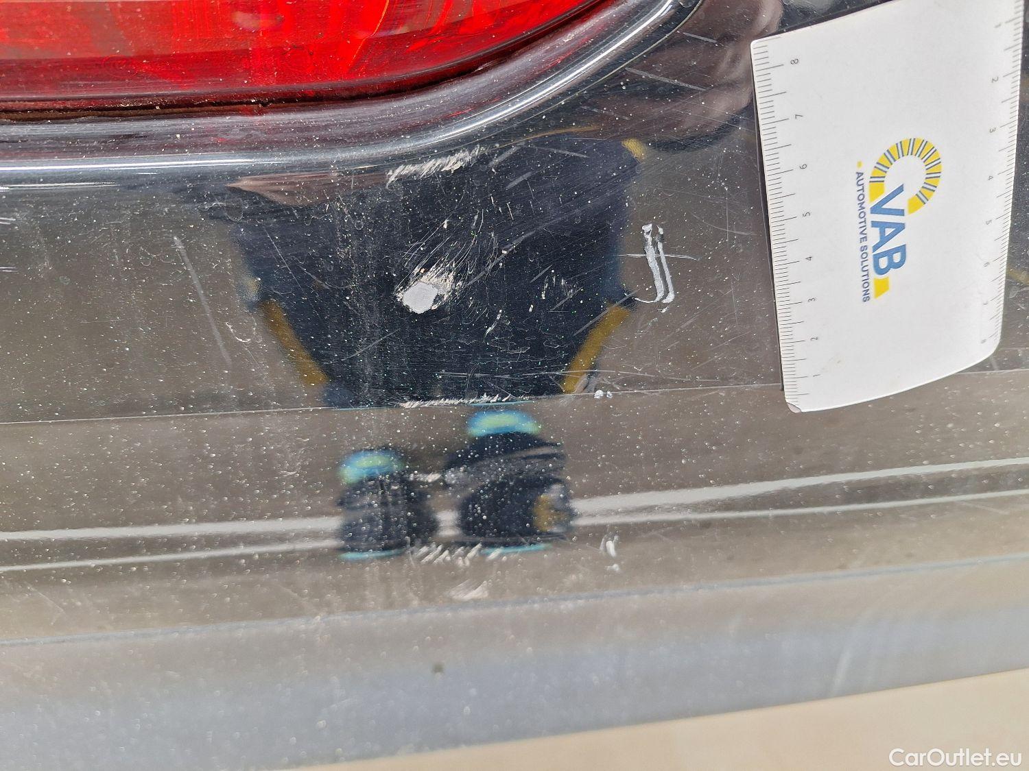  Peugeot  208 Peugeot,  '11, Peugeot  1.2 PureTech ?6.2 61kW S/S Signature 5 #27