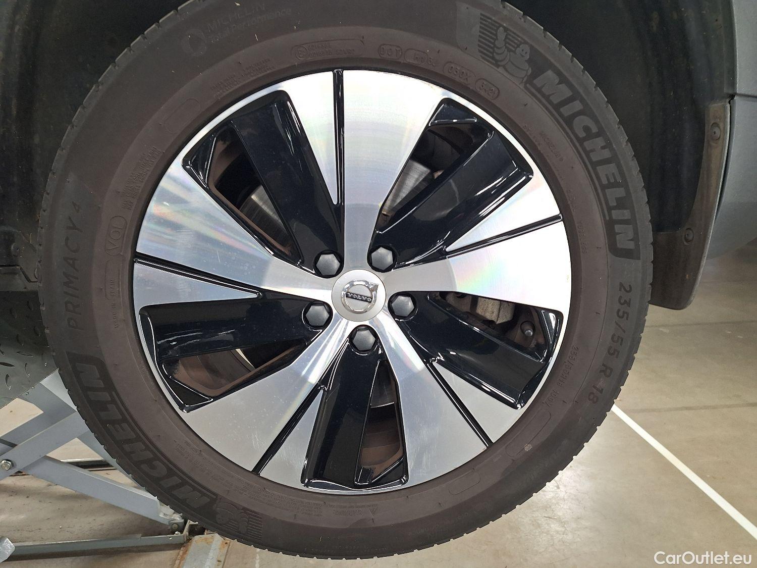  Volvo  XC 40 Volvo, XC40 '17 PHEV, Volvo XC40 T4 Recharge Geartronic Inscription Expr #2