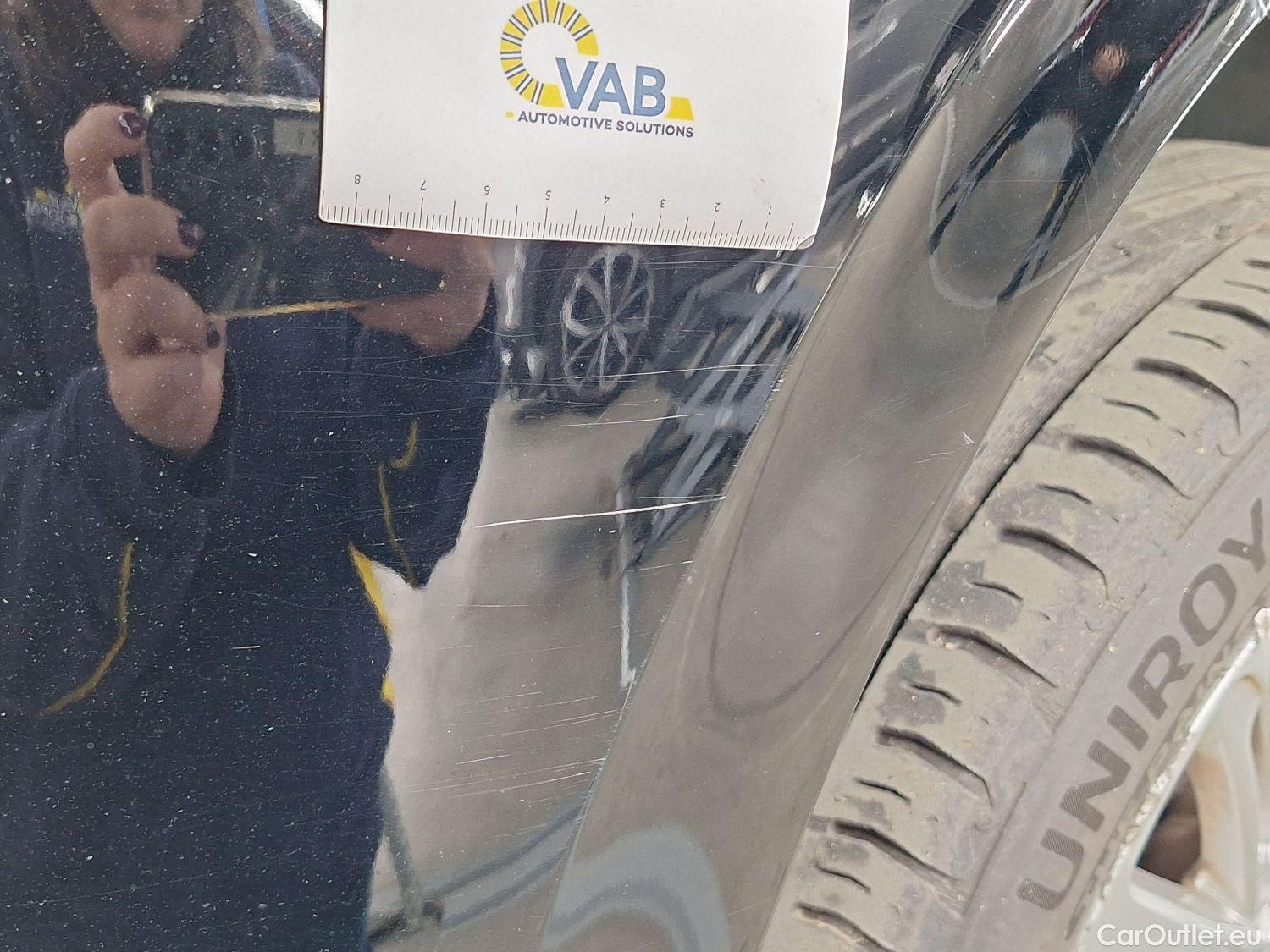  Peugeot  208 Peugeot,  '11, Peugeot  1.2 PureTech ?6.2 61kW S/S Signature 5 #46