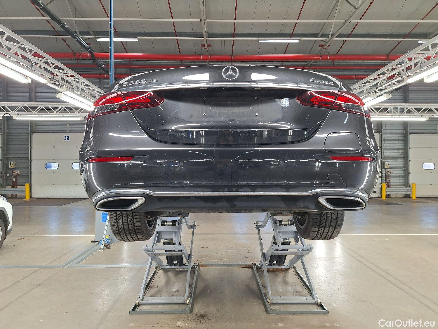  Mercedes  E-Klasse Mercedes, E-Class FL'20 PHEV, Mercedes-Benz  Berline E 300 de 4MATIC Bus #11