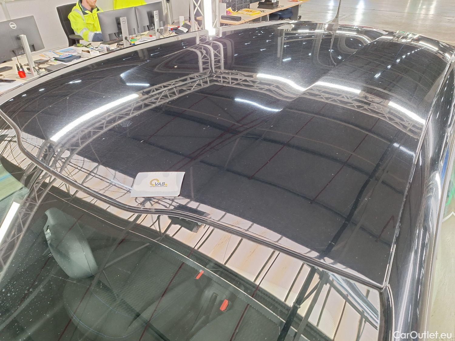  Peugeot  208 Peugeot,  '11, Peugeot  1.2 PureTech ?6.2 61kW S/S Signature 5 #87