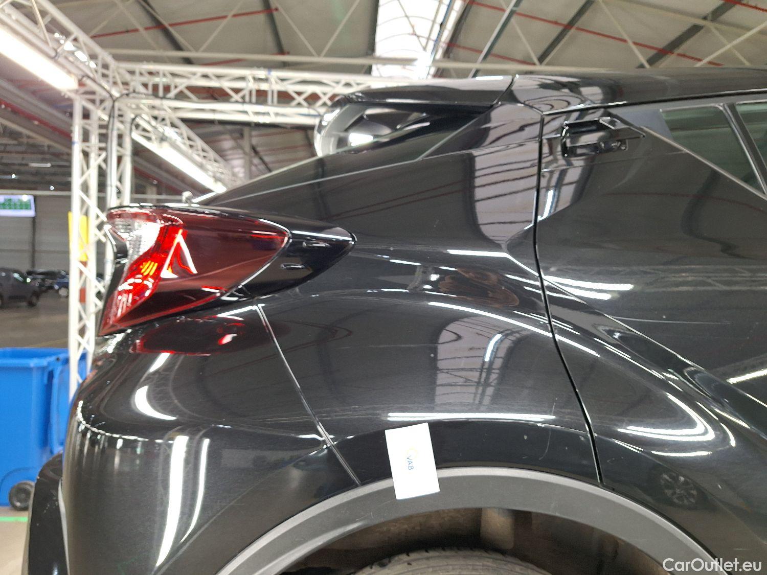  Toyota  C-HR Toyota,  '16, Toyota  1.8 VVT i-Hybrid C-Enter E-CVT 5d #24