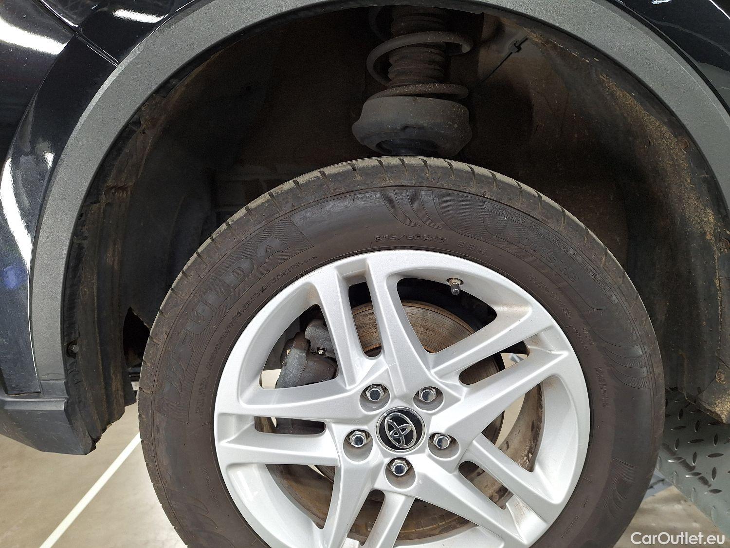  Toyota  C-HR Toyota,  '16, Toyota  1.8 VVT i-Hybrid C-Enter E-CVT 5d #3