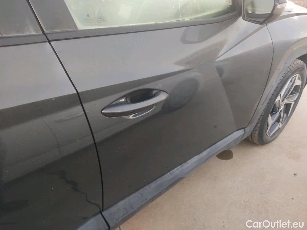  Hyundai  Tucson HYUNDAI  / 2020 / 5P / todoterreno 1.6 TGDI 169kW HEV Tecno Auto 2C #24