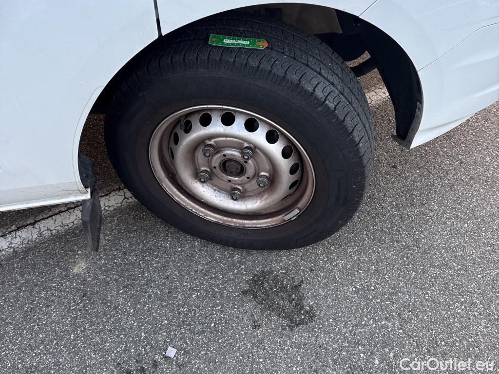  Ford  Transit FORD  Custom / 2018 / 4P / Fourgon tôlé 2.0 ECOBLUE 105 300 L1H2 TREND BUSINESS #28