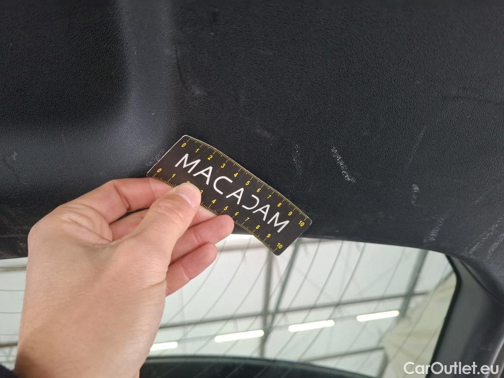  Land Rover  Discovery LAND ROVER  Sport / 2019 / 5P / SUV 1.5 P300e PHEV AUTO 4WD R-Dynamic S #21