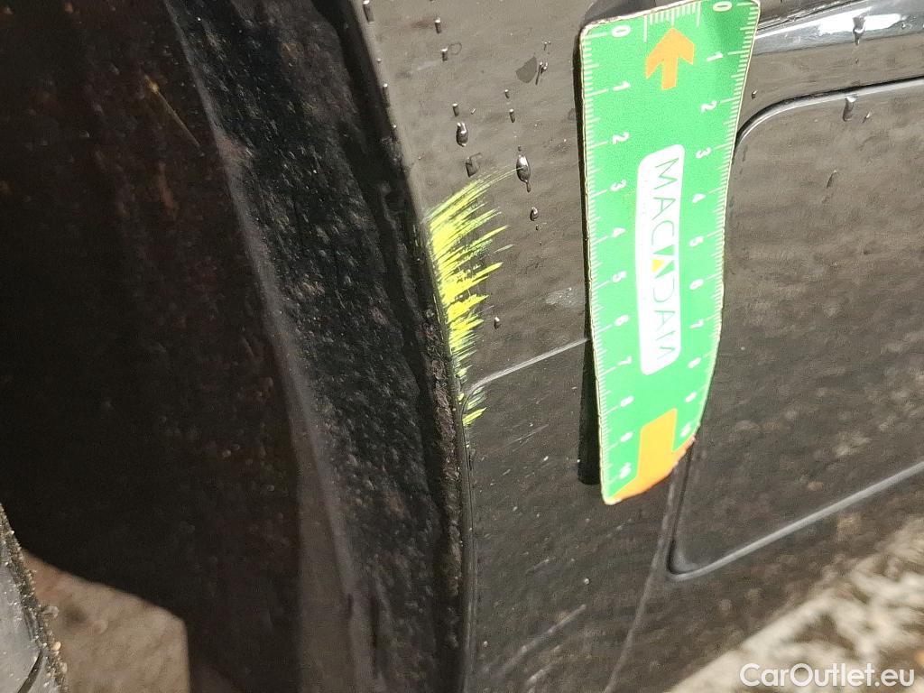  KIA  Sportage KIA  / 2021 / 5P / SUV 1.6 T-GDI 265 PHEV AUTO 4WD GT-L PREM BU #26