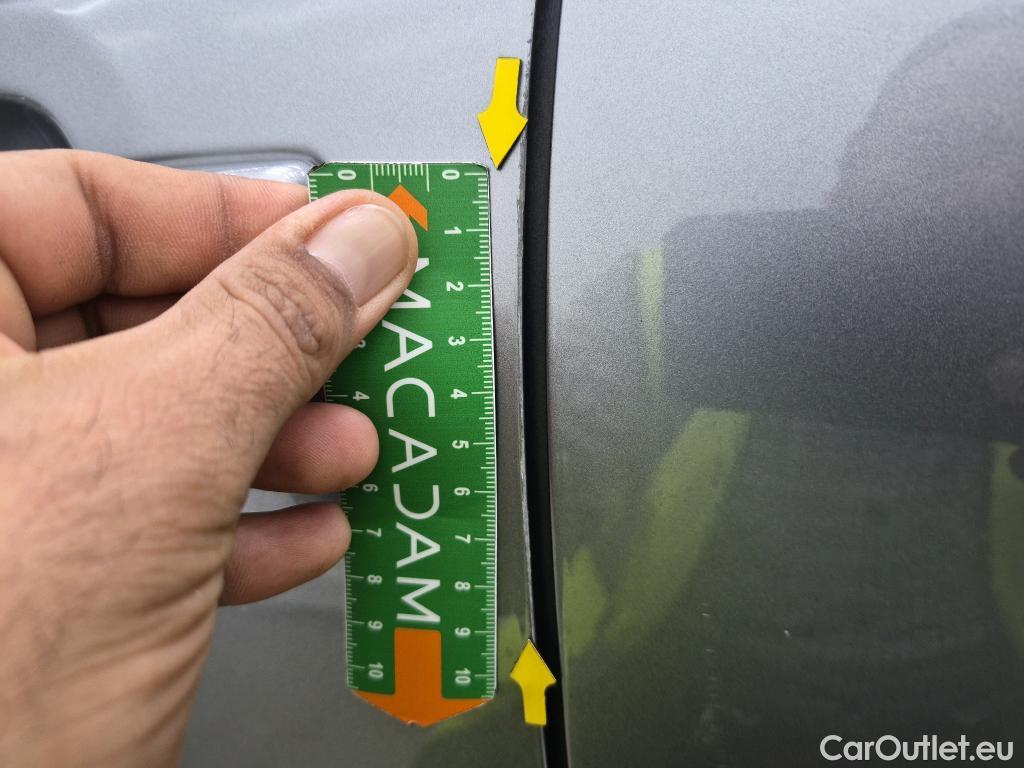  Citroen  C3  Société Feel 1.5 BlueHDI 100CV BVM6 E6d #4