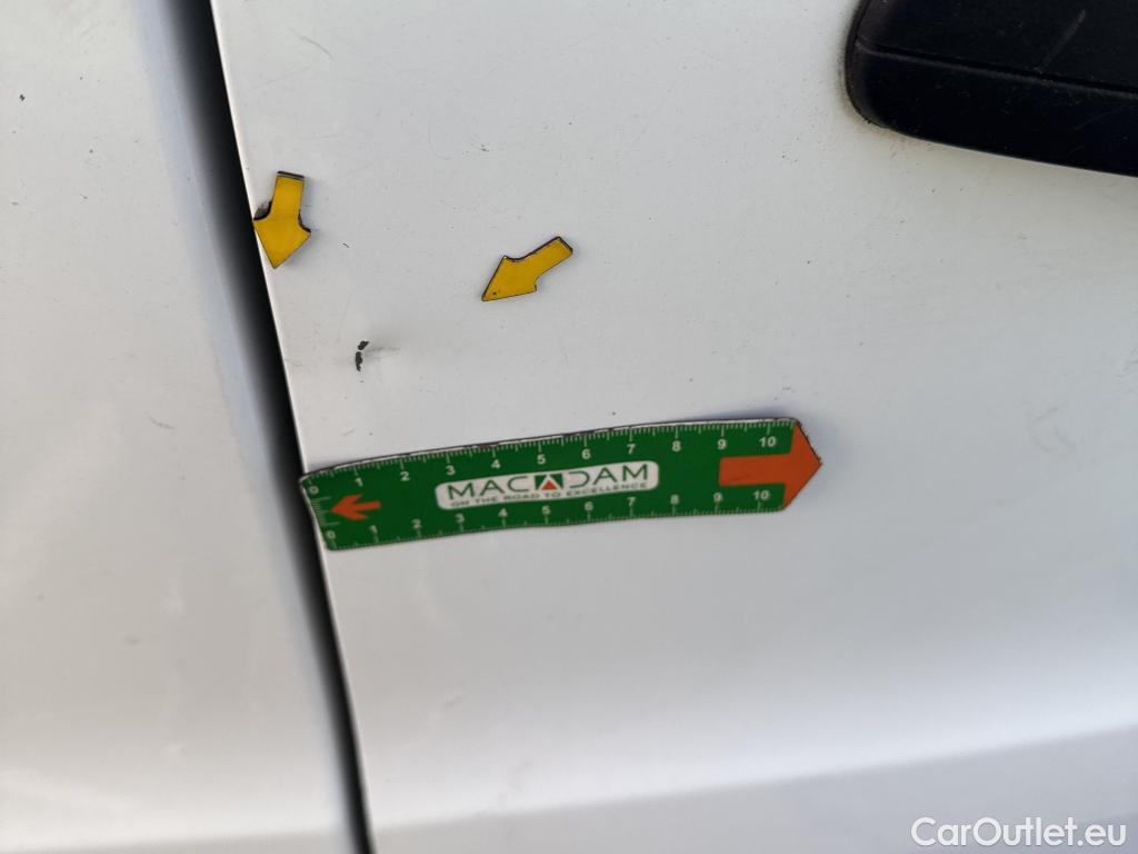  Ford  Transit FORD  Custom / 2018 / 4P / Fourgon tôlé 2.0 ECOBLUE 105 300 L1H2 TREND BUSINESS #39