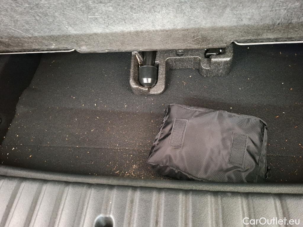  Bmw  Serie 1 Série 1 Berline 118 i Edition Sport 1.5 135CV BVA7 E6d #18