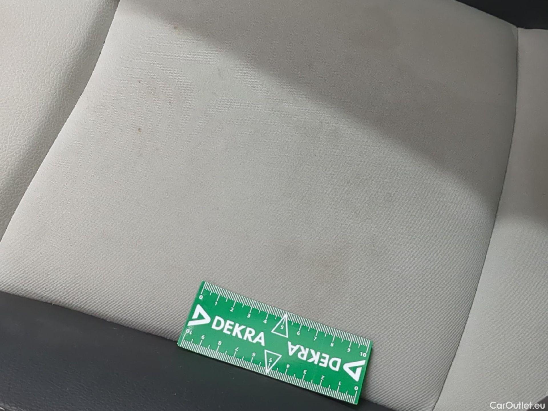  Fiat  500 FIAT  / 2015 / 3P / Berline Hybrid 1.0 BSG 70 ch Dolcevita #3