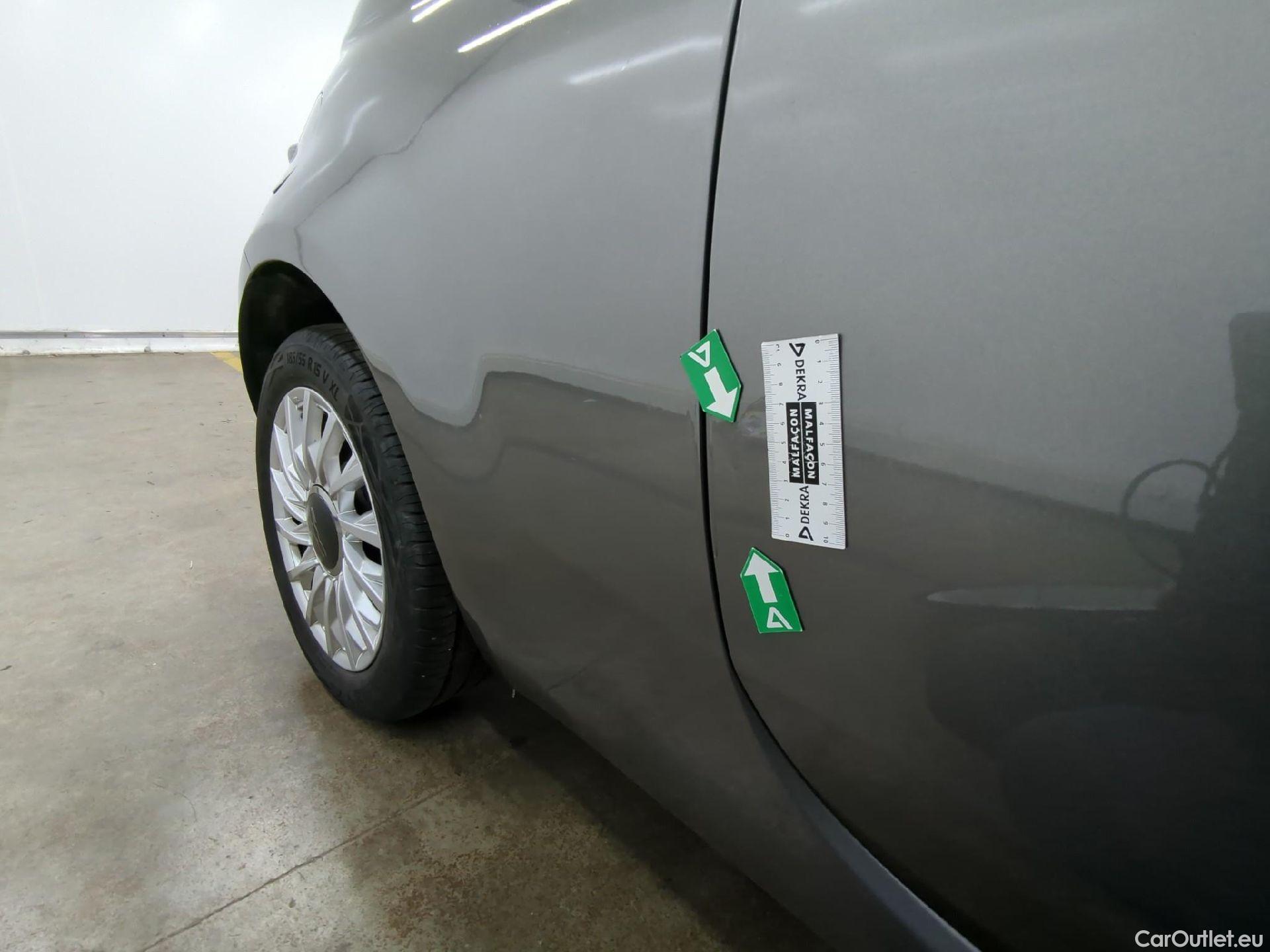  Fiat  500 FIAT  / 2015 / 3P / Berline Hybrid 1.0 BSG 70 ch Dolcevita #9