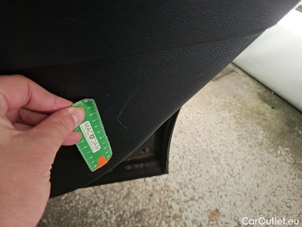  KIA  Sportage KIA  / 2021 / 5P / SUV 1.6 T-GDI 265 PHEV AUTO 4WD GT-L PREM BU #22