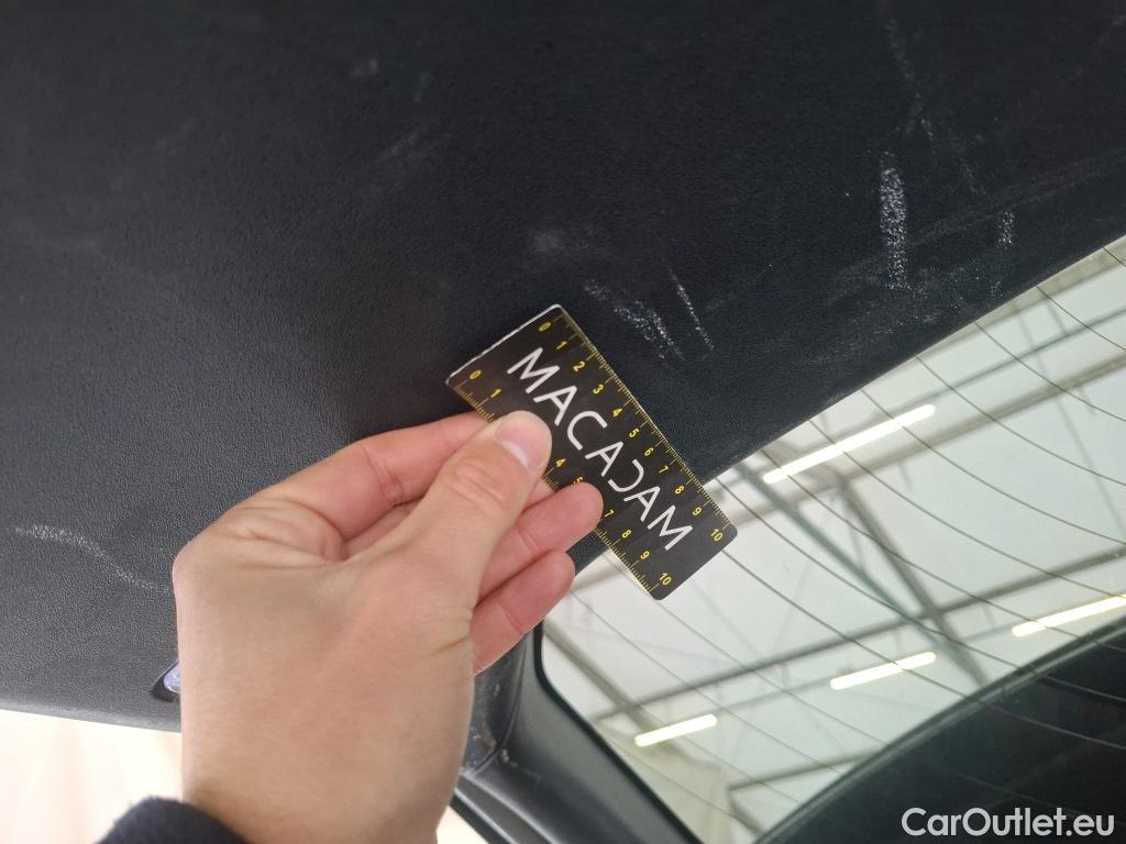  Land Rover  Discovery LAND ROVER  Sport / 2019 / 5P / SUV 1.5 P300e PHEV AUTO 4WD R-Dynamic S #18