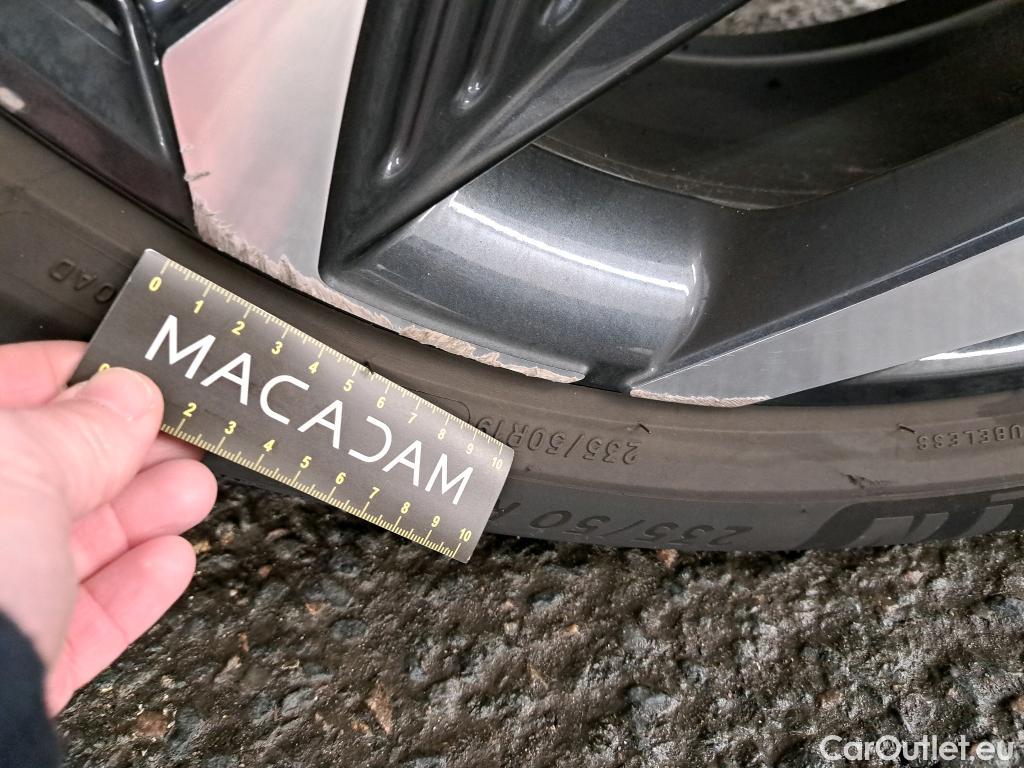  Hyundai  Tucson HYUNDAI  / 2020 / 5P / SUV 1.6 PHEV 265 HTRAC EXECUTIVE 4WD AUTO #31