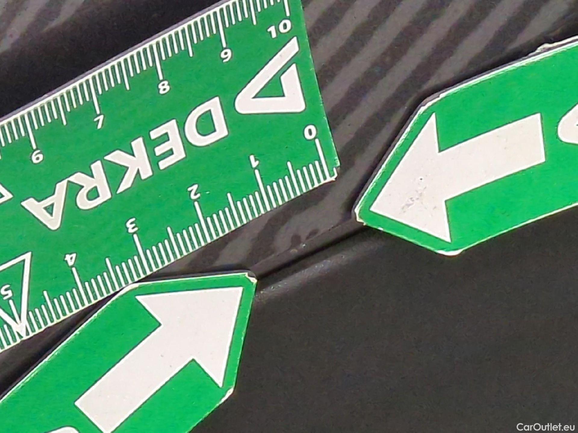  Peugeot  3008  Allure 1.5 HDi 130CV BVA8 E6d #24