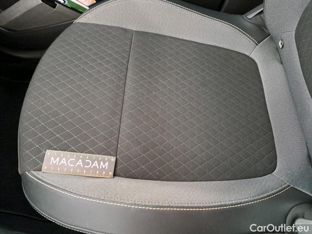  Opel   Grandland X Grandland X Elegance Business 1.5 130CV BVA8 E6d #23