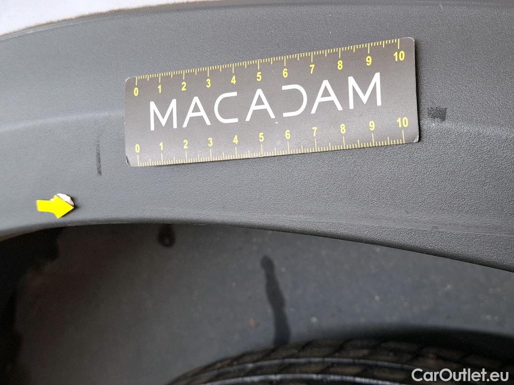  Peugeot  2008  Allure Business 1.2 PureTech 110CV BVA6 E6 #48