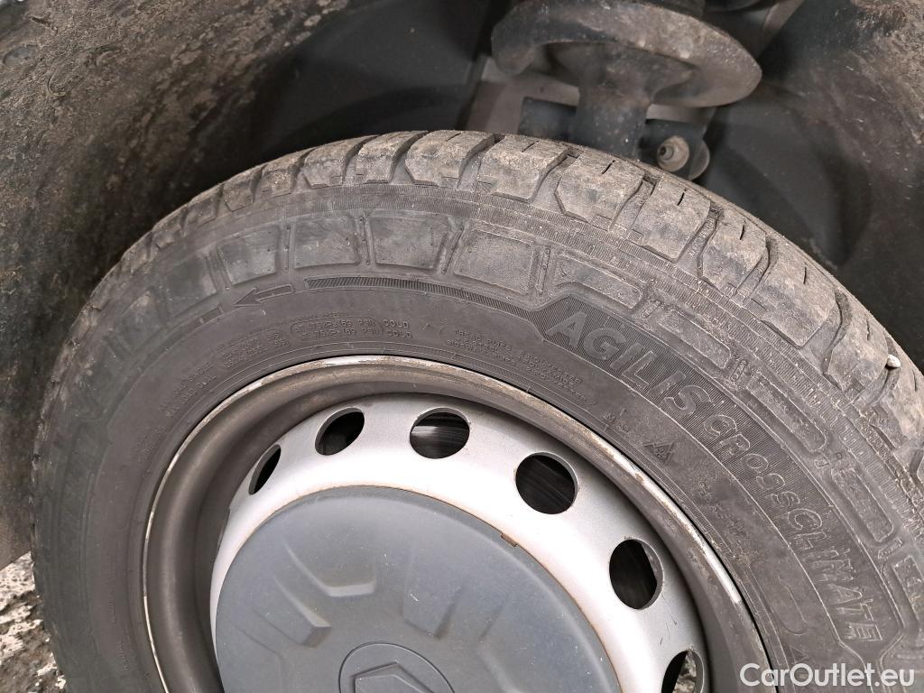  Renault  Master RENAULT  / 2019 / 4P / Fourgon tôlé FG Tr GCF F3500 L2H2 Energy dCi 150 #20